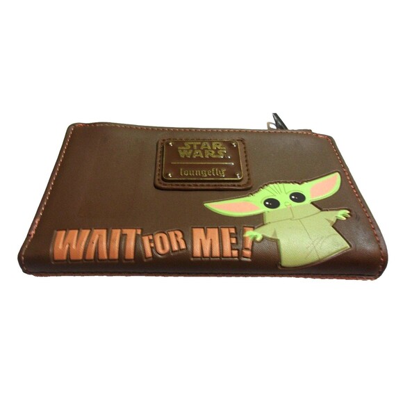 Loungefly  Baby Yoda Grogu Wallet Star Wars The Mandalorian Faux Leather Disney - Picture 1 of 5